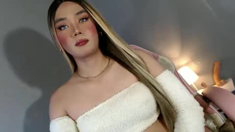 Snapshot of lovers_moon22 chatting on January 2025 10:05:01 PM lovers moon22 online show from January 2025 10:05:01 PM