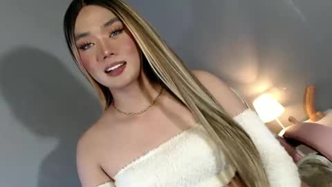 Snapshot of lovers_moon22 chatting on January 2025 04:09:01 AM lovers moon22 online show from January 2025 04:09:01 AM