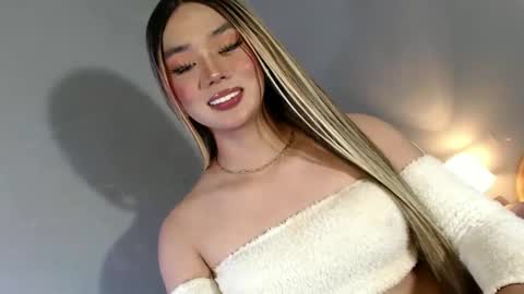 Snapshot of lovers_moon22 chatting on January 2025 01:27:01 AM lovers moon22 online show from January 2025 01:27:01 AM