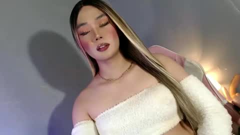 Snapshot of lovers_moon22 chatting on January 2025 11:35:01 PM lovers moon22 online show from January 2025 11:35:01 PM