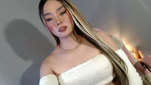 Snapshot of lovers_moon22 chatting on February 2025 02:03:01 AM lovers moon22 online show from February 2025 02:03:01 AM