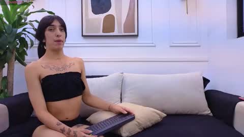 sofia and bryan online show from March 2026 02:18:01 AM