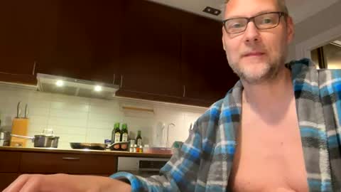 Snapshot of loveshine_ chatting on February 2025 06:30:01 AM loveshine_ online show from February 2025 06:30:01 AM