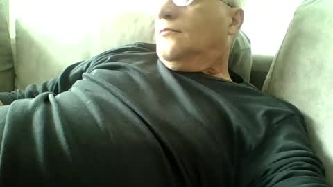 lovetightass online show from April 2026 12:20:02 PM