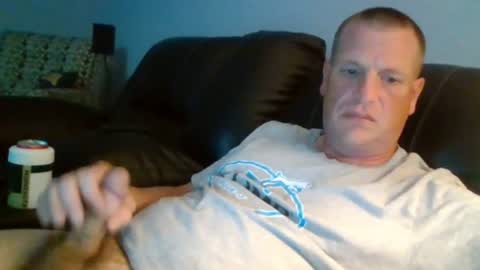 lovetocum37 online show from June 2026 02:22:02 AM