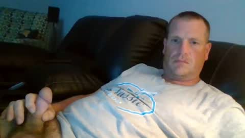 lovetocum37 online show from June 2026 02:03:01 AM