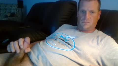 lovetocum37 online show from June 2026 02:24:01 AM