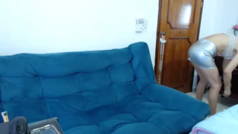 Snapshot of loveuniverse8 chatting on February 2025 12:59:01 PM cutelucy 3 online show from February 2025 12:59:01 PM