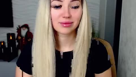 Rosie  online show from December 2024 08:34:02 AM