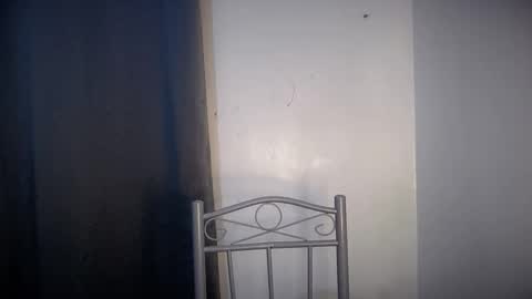 Snapshot of loveymerry chatting on February 2026 11:40:02 AM merry online show from February 2026 11:40:02 AM