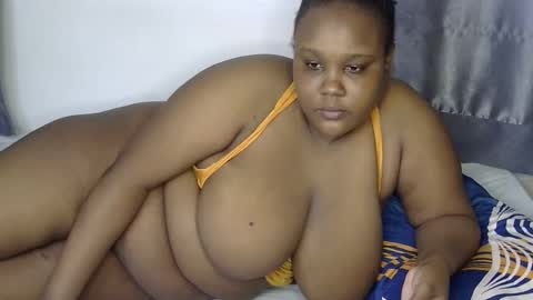 Snapshot of loveytiana chatting on May 2026 11:05:02 AM loveytiana online show from May 2026 11:05:02 AM