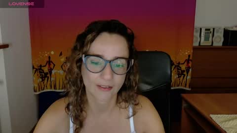 Snapshot of loving__lily chatting on April 2026 12:18:02 PM loving online show from April 2026 12:18:02 PM