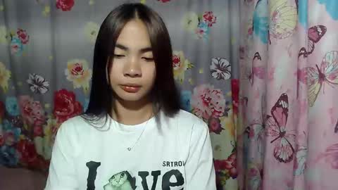 Snapshot of loving_rhean chatting on May 2026 10:42:01 AM loving_rhean online show from May 2026 10:42:01 AM