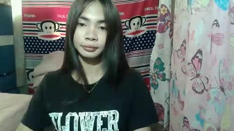 Snapshot of loving_rhean chatting on May 2026 03:02:01 AM loving_rhean online show from May 2026 03:02:01 AM