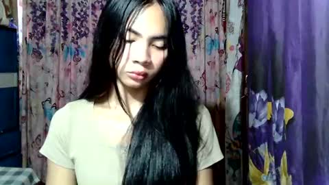 loving_rhean online show from July 2026 10:52:01 PM