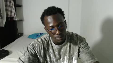 Snapshot of lowmay_palacios chatting on March 2026 03:10:01 AM Lowmay palacios online show from March 2026 03:10:01 AM