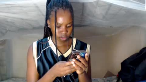 Snapshot of loyalcutick chatting on January 2025 07:17:01 AM loyalcutic online show from January 2025 07:17:01 AM