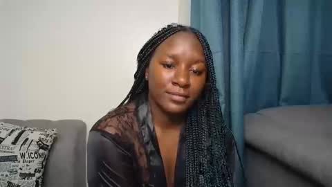 loyalcutie online show from October 2025 04:14:01 AM