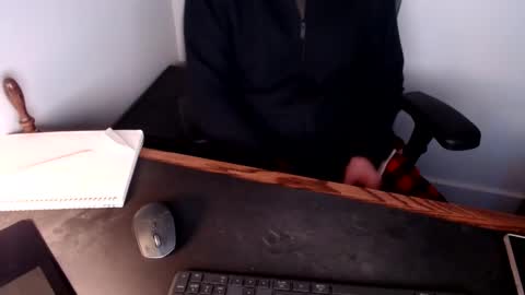 Snapshot of lreed090 chatting on February 2025 11:44:01 PM lreed090 online show from February 2025 11:44:01 PM