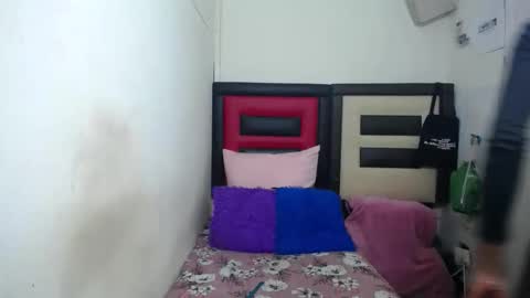 lsnnickykhanyile online show from March 2026 08:56:01 PM