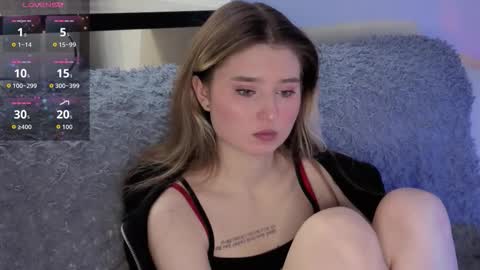 Lua online show from October 2025 01:45:02 PM