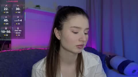 Lua online show from February 2026 10:28:01 PM