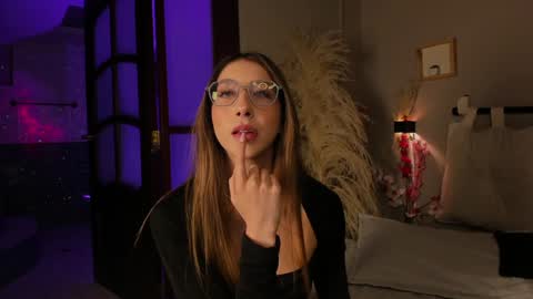 Snapshot of lua_ferch_ chatting on January 2025 12:45:02 PM ---Goys incredible photographs online show from January 2025 12:45:02 PM
