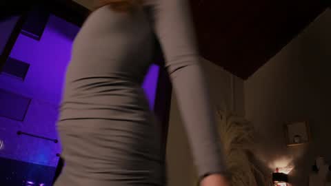 Snapshot of lua_ferch_ chatting on January 2025 04:48:01 PM ---Goys incredible photographs online show from January 2025 04:48:01 PM
