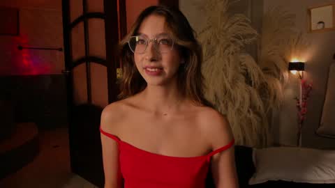 Snapshot of lua_ferch_ chatting on January 2025 12:32:02 PM ---Goys incredible photographs online show from January 2025 12:32:02 PM
