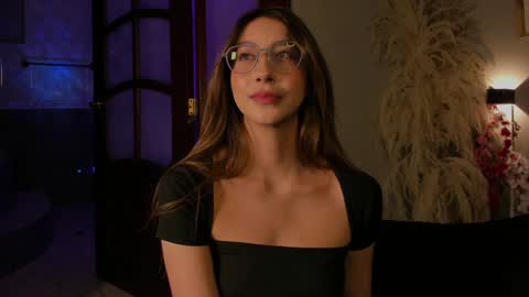 Snapshot of lua_ferch_ chatting on February 2025 03:36:02 PM ---Goys incredible photographs online show from February 2025 03:36:02 PM