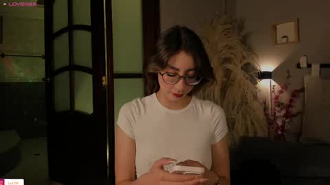 Snapshot of lua_ferch_ chatting on February 2025 12:54:01 PM ---Goys incredible photographs online show from February 2025 12:54:01 PM