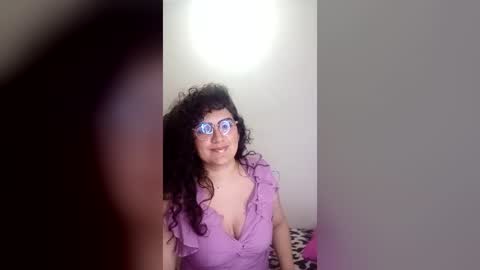 Snapshot of luana363 chatting on June 2026 06:37:02 AM luana363 online show from June 2026 06:37:02 AM