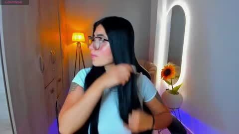 Luana online show from June 2026 12:03:02 PM