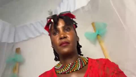 luannecrazy online show from July 2026 05:26:02 PM