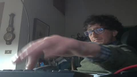 Snapshot of luca78_78 chatting on November 2025 11:03:01 PM luca78 online show from November 2025 11:03:01 PM