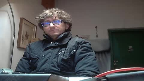 Snapshot of luca78_78 chatting on November 2025 09:42:01 AM luca78 online show from November 2025 09:42:01 AM