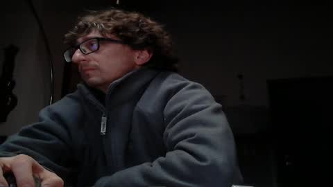 Snapshot of luca78_78 chatting on December 2025 01:18:02 PM luca78 online show from December 2025 01:18:02 PM