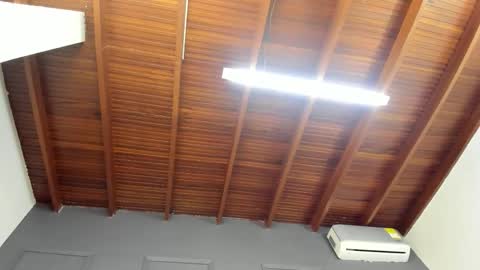 luca_morettii online show from December 2025 01:05:02 PM