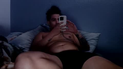 Snapshot of luca_noir23 chatting on June 2026 09:44:02 AM luca_noir23 online show from June 2026 09:44:02 AM