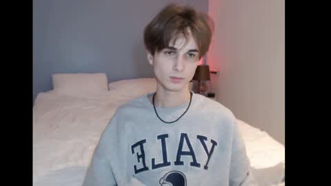 lucacharm online show from December 2024 02:09:01 AM