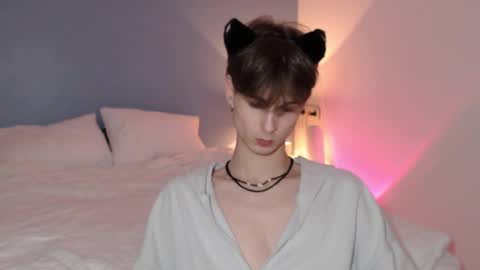 lucacharm online show from January 2025 10:33:02 PM