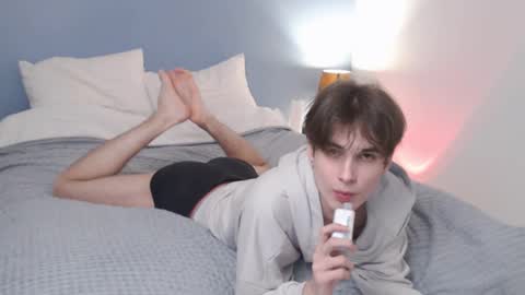 lucacharm online show from March 2025 02:15:01 AM