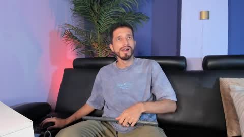 Lucas online show from April 2026 04:13:02 AM