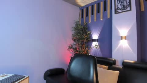 Lucas online show from April 2026 02:44:01 AM