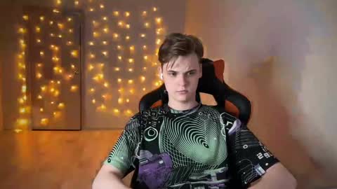 Lucas Gill online show from January 2025 09:51:01 PM