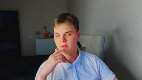 Lucas Gill online show from December 2025 11:48:02 AM