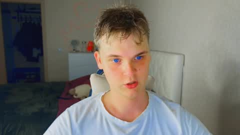 Lucas Gill online show from May 2026 07:09:02 PM