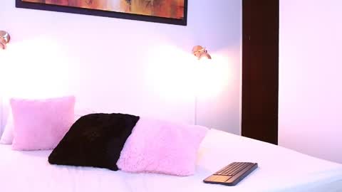 lucas_dream online show from May 2026 11:37:02 AM