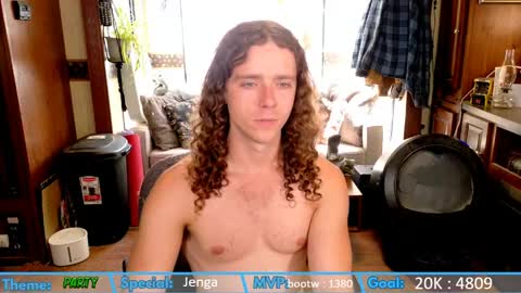 LucasJacobs online show from April 2026 09:06:01 PM
