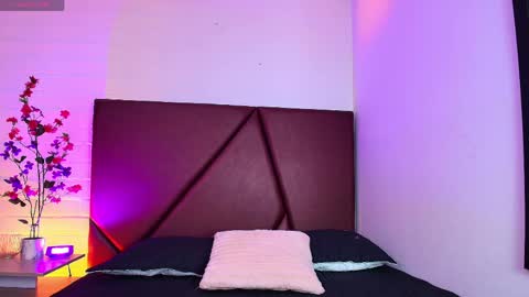 Lucas lovee online show from March 2026 01:00:02 PM